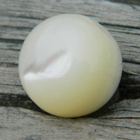 12mm Mother of Pearl